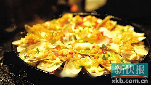 久久久久久精品人妻免费网站 费网工作和自我之间寻找平衡