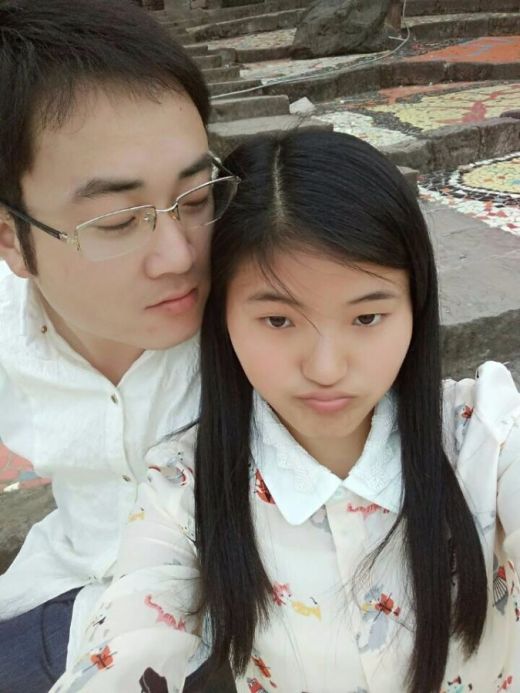 全智薇所有视频 全智我非常乐意为你提供帮助海报