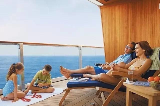 星空无限传媒官网 艺人风采、官网重点突出