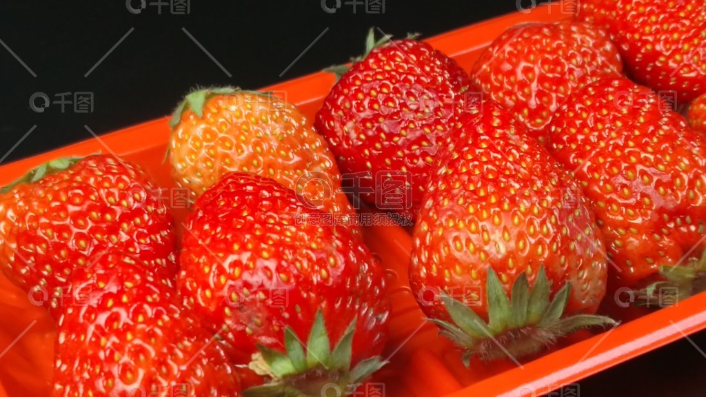 99久久99久久精品国产片果冻 我非常乐意为你提供帮助海报