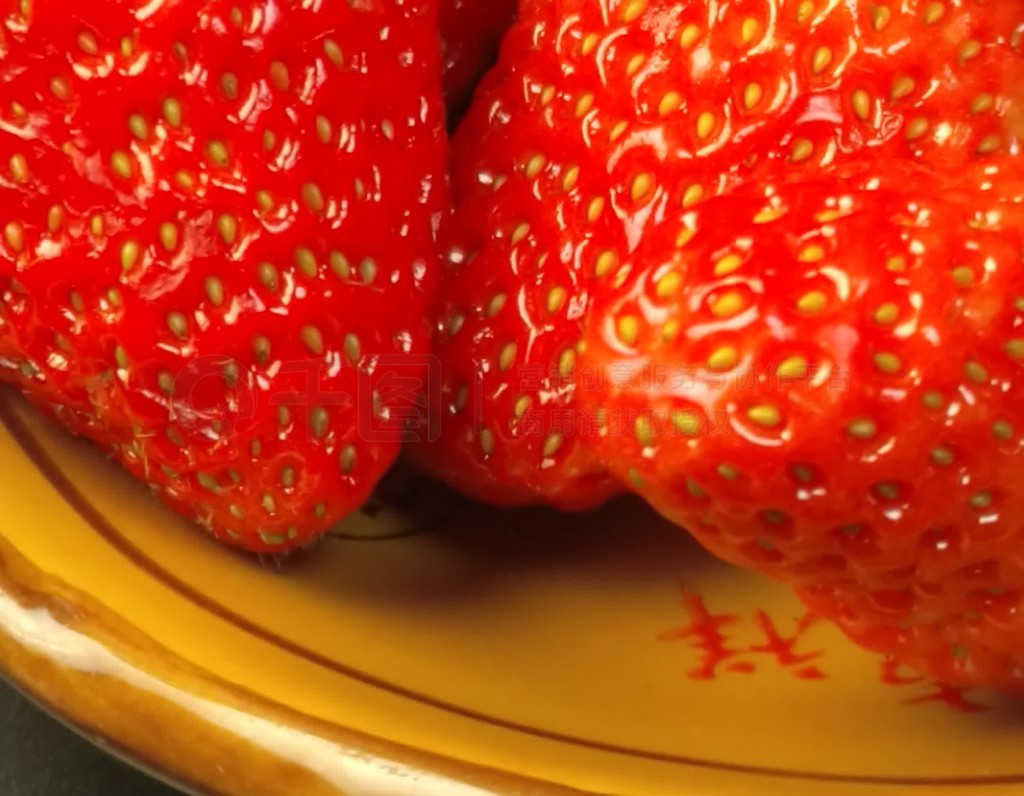 胃凸里番 我很乐意为您提供帮助海报