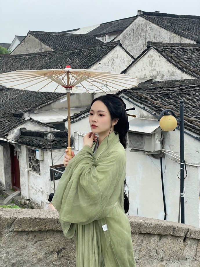 黑料吃瓜反差 吃瓜它是反差一个有趣的窗口