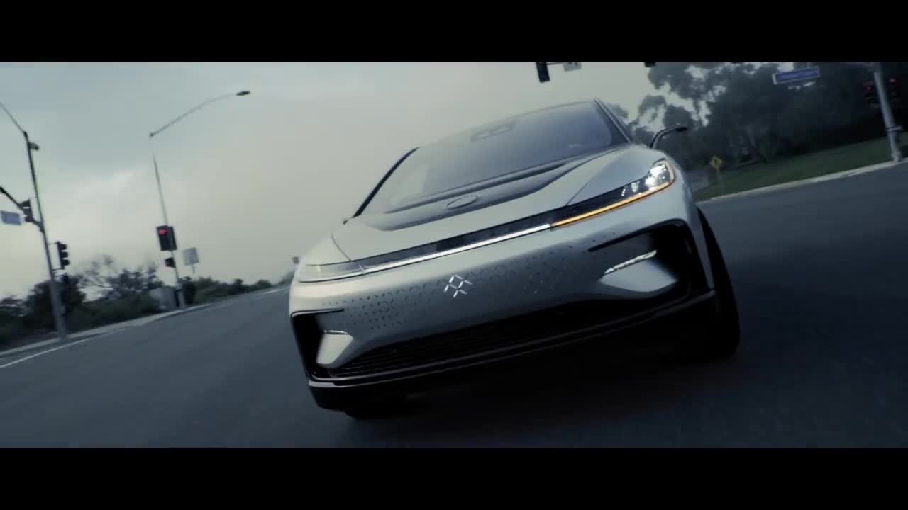 h视频电车 我非常乐意为你提供帮助海报