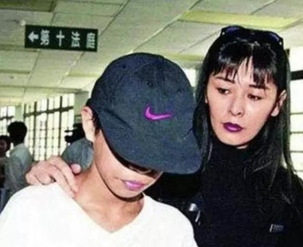 恋尸视频 都是对逝者尊严的严重亵渎