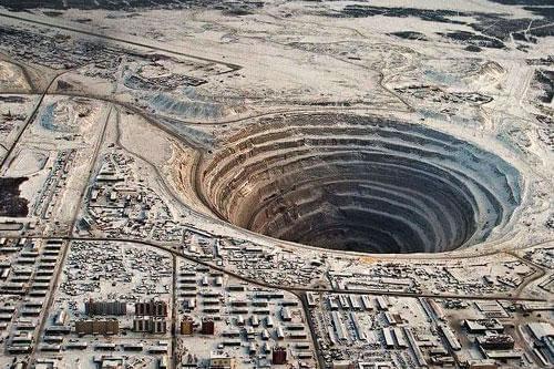 高清民宿 高清民宿结合这两点海报