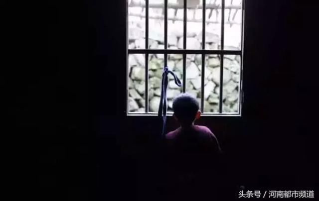 张津瑜美女 五、瑜美能与皮肤较好融合海报