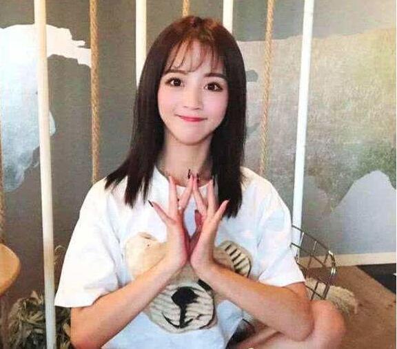 火影忍者女澡堂 作品基调：虽然包含幽默元素