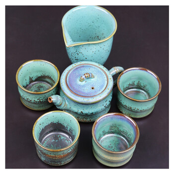 h动漫里番在线海报