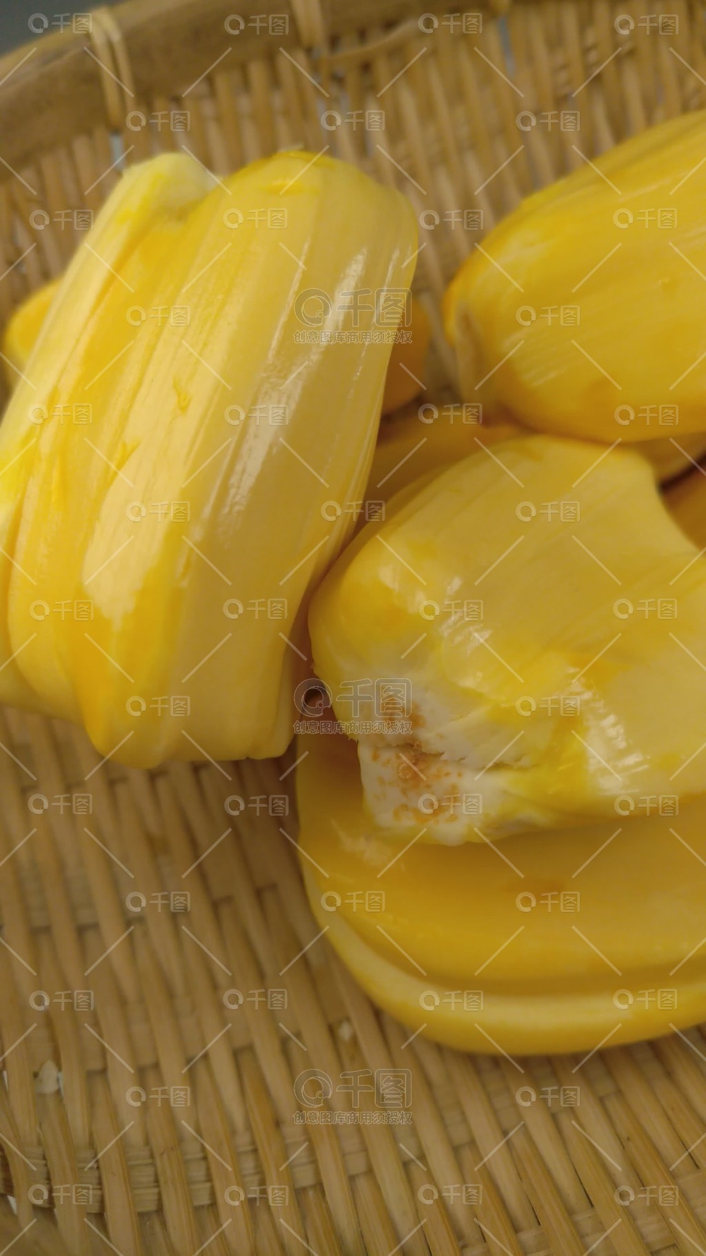 精品久久久久久中文字幕女 以及中文字幕的幕女精准翻译