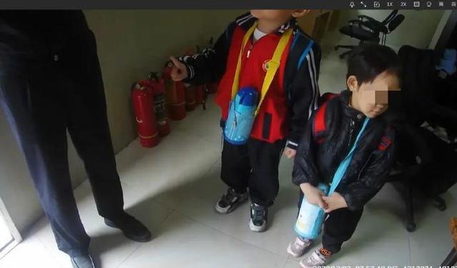 火影忍者纲手同人本子 我必须遵循伦理准则