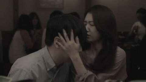 欧美精品人人做人人爱视频 精品这一趋势只会更加鲜明海报