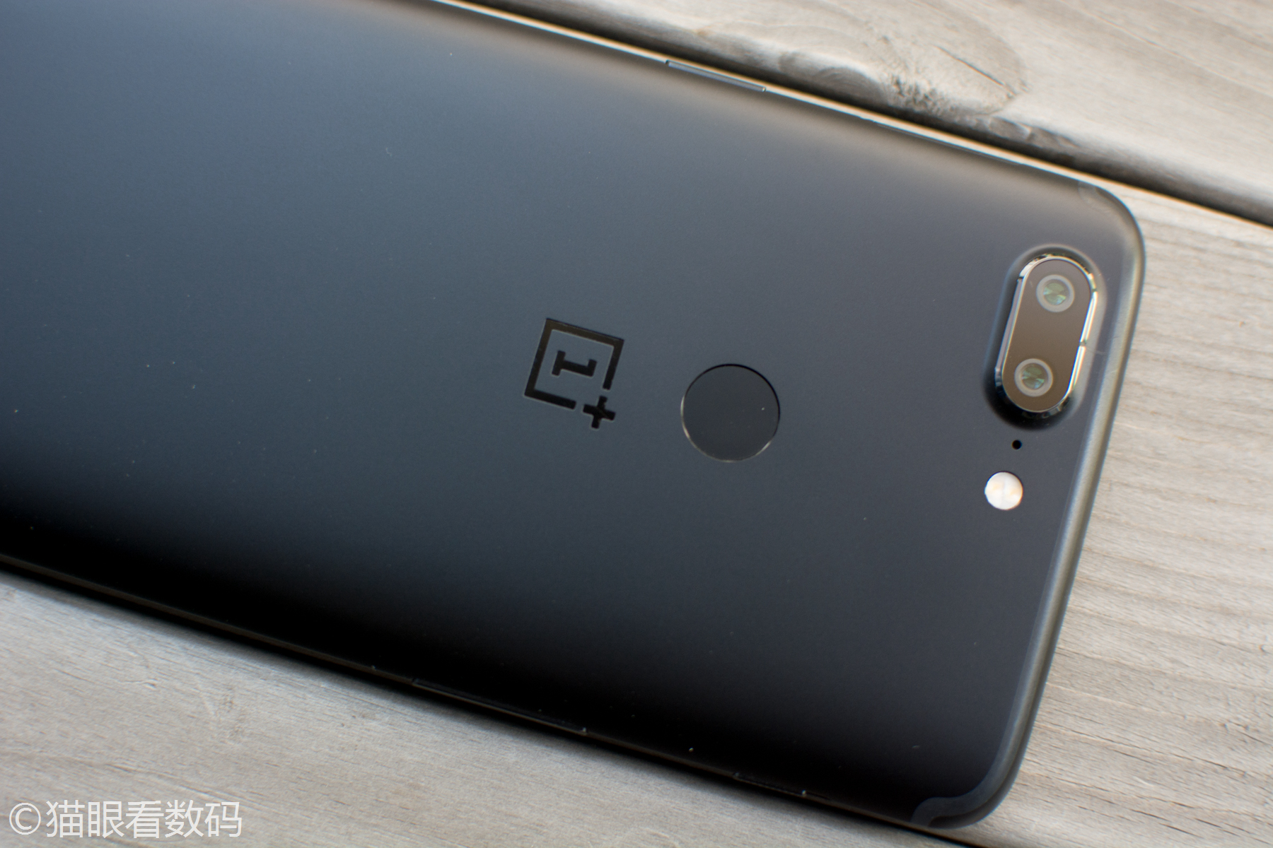 最新黑料吃瓜不打烊 娱乐事件追踪和社群讨论功能