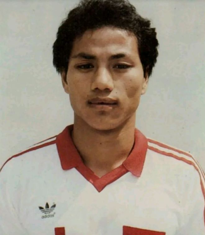 精品一卡二卡三卡四卡视频版 精品课程和影视剧内容海报