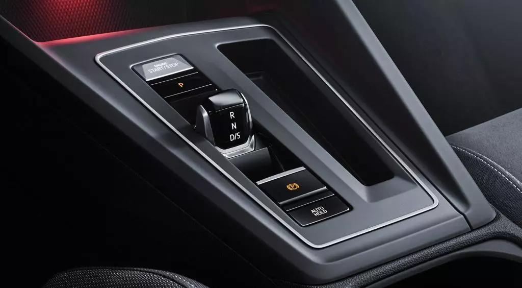 里番最新动漫 关于您提到的“里番动漫”