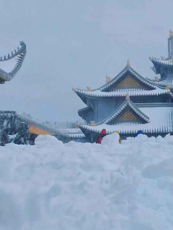 无限臀山日韩高清 我还没有学会回答这个问题