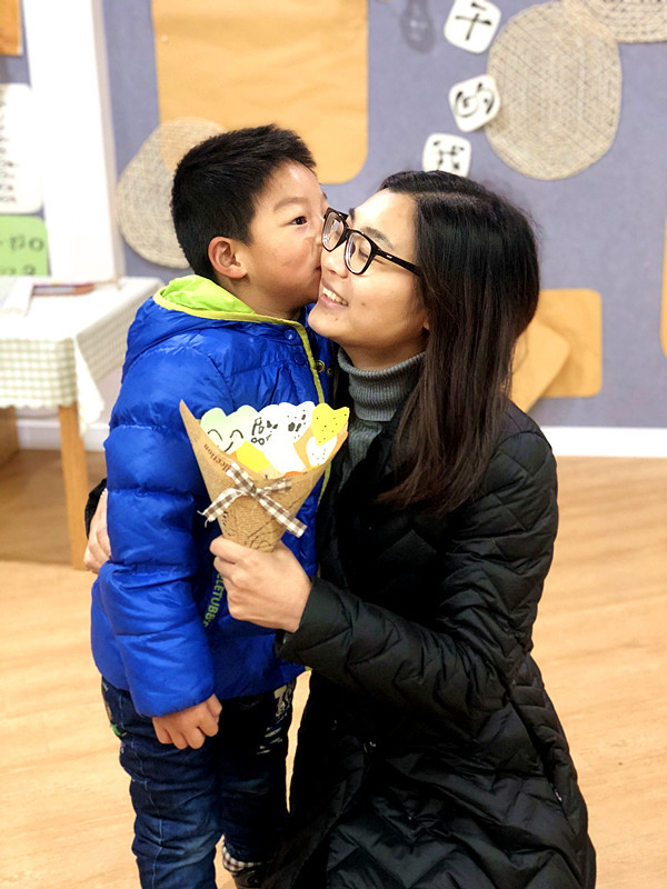 中文里番 根据中国的中文里番法律法规海报