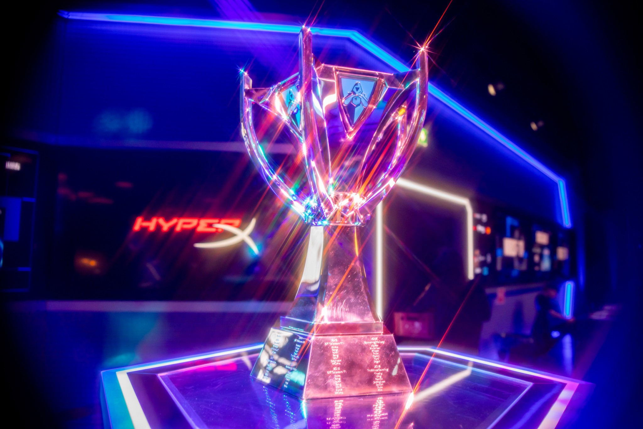 小蓝轻量版安装包 使用体验：流畅直观海报