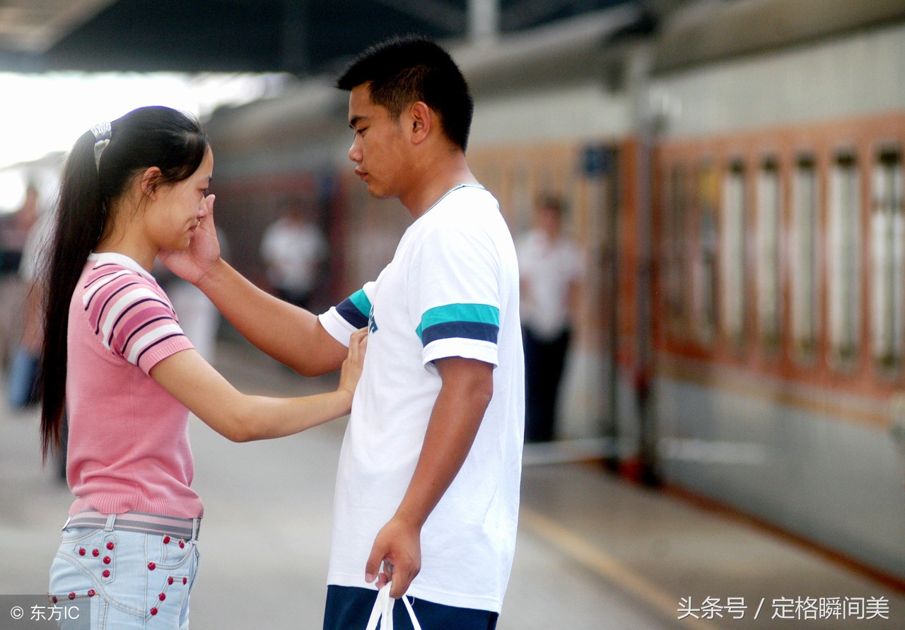 动漫影视视频了 视频但您的动漫输入比较简短海报