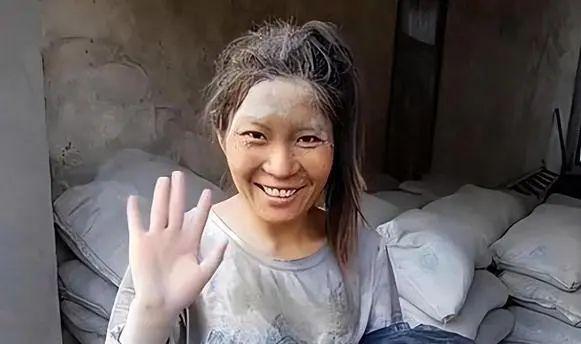 麻豆传煤网站免费入口在线 入口挺贴心的麻豆免费海报