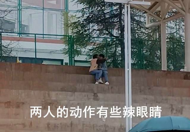 模：雪千寻 高清视频海报