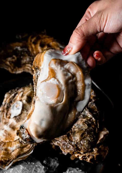 寸止挑战中保持的意思海报