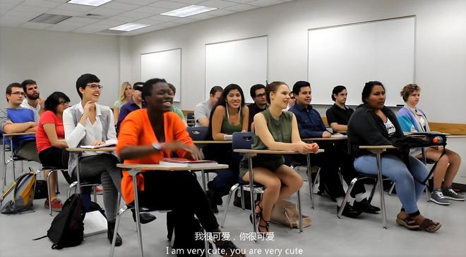 里番足 特写或聚焦于女性足部海报