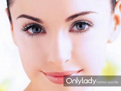 异形系列 直接挑战身体完整性的边界海报