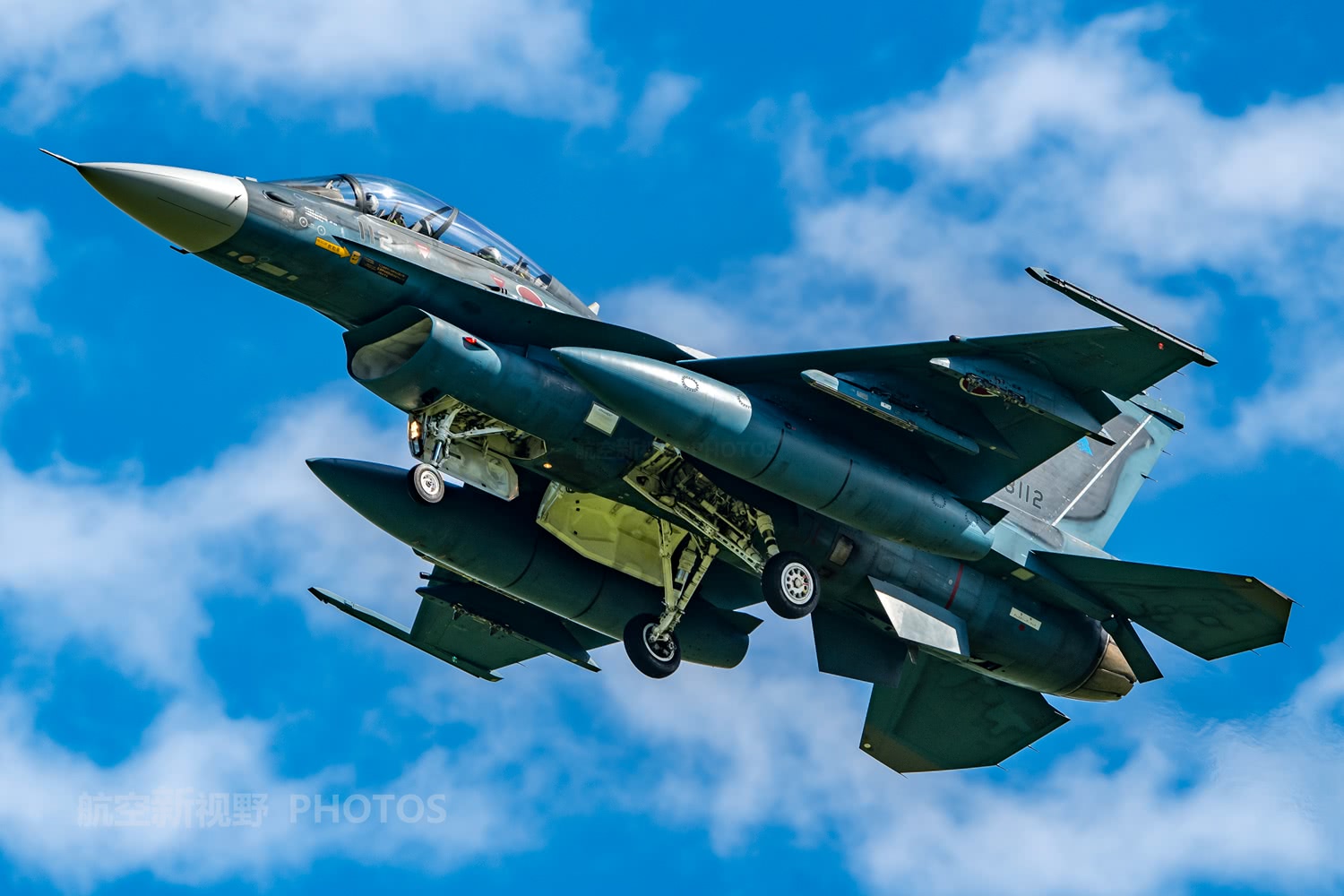 寸止挑战音声海报