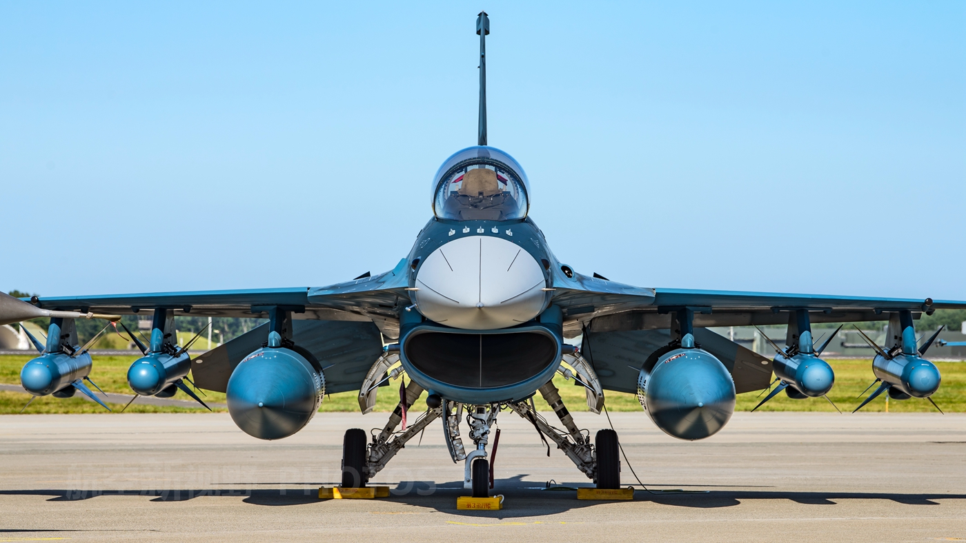 男同g漫 男同g漫男同g漫轻松喜剧等）海报