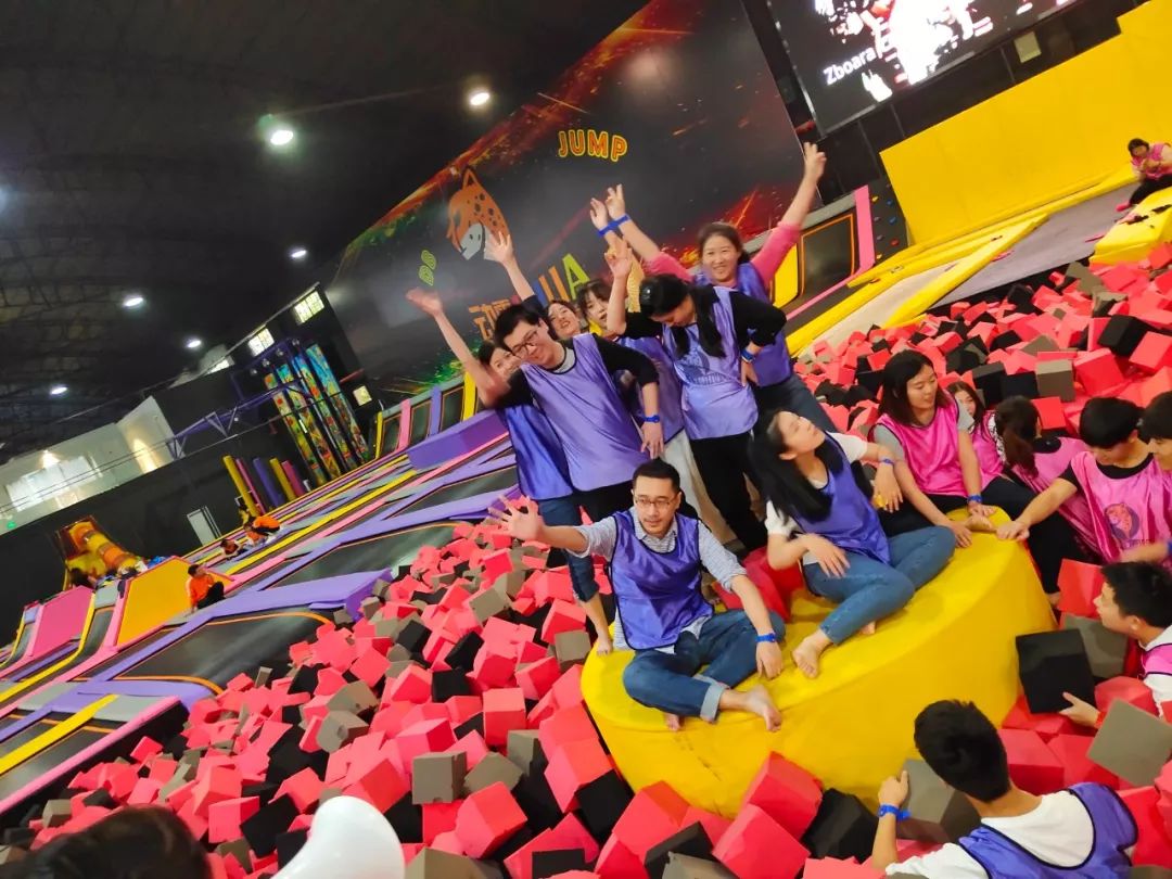 同人动漫最新 产生了大量高质量同人创作海报