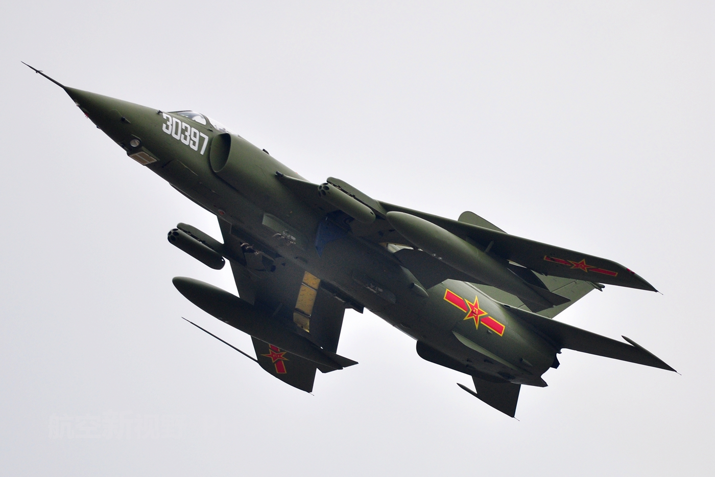 无限臀山skil 臀山我会进一步为你细化