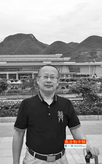 エロください游戏 游戏让你扮演角色搞互动