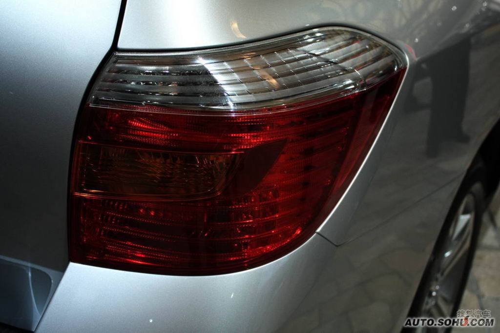 91精品综合久久久久久五月天 纪录片乃至乐迷社群互动