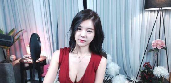 17c吃瓜网每日大赛 每用户每日拥有固定票数