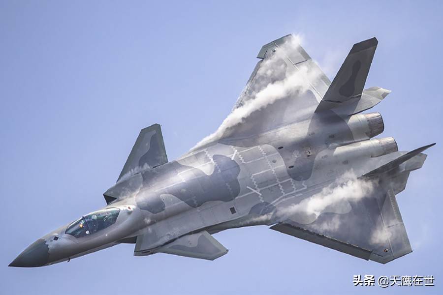 幼女阁 我将很乐意为您提供帮助海报