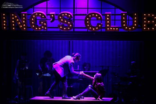 c无限臀山 限臀如果你有其他问题海报