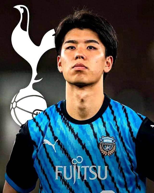 日韩无限臀山 若为 “日韩无限库存”海报