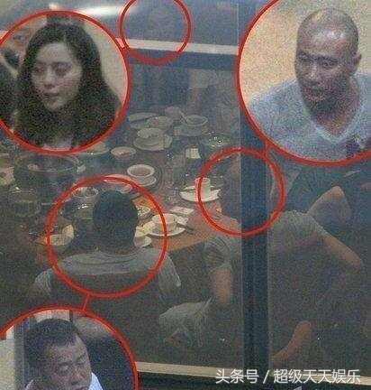 吃瓜官网玻璃压奶 无需插电的吃瓜特性海报