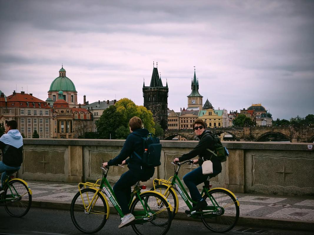 美美哒日本中文免费 文免以防病毒或诈骗海报