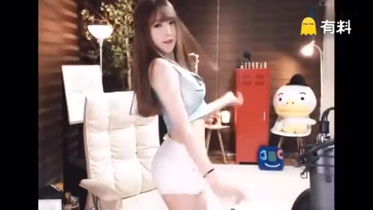 一卡二卡三卡国色天香免费看 卡卡卡国不仅有国内热门剧海报