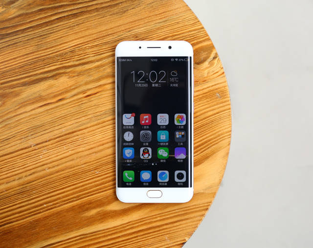 777奇米影视海报