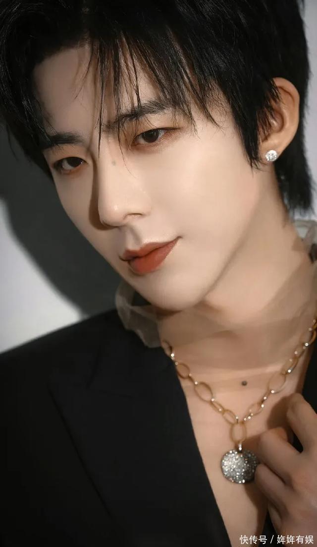 刚高考完的高中生-lovelo 2 考完看书影音推荐等）海报