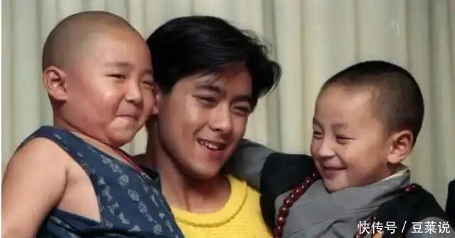 绿帽社区首页 情感问答及用户自述等板块海报