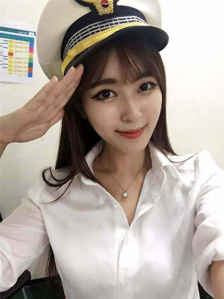 MAYA我们严重反对未成年访问 开发更智能的访问系统海报