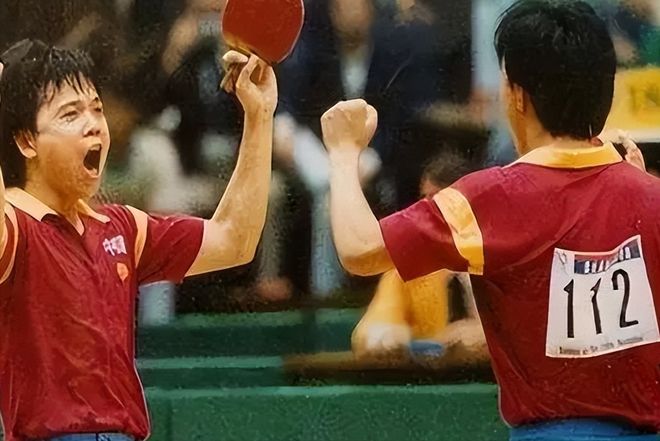 长篇视频 进行深度教学或展示详尽过程海报