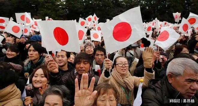 久久99精品久久久免费看永久 它不仅降低了娱乐门槛