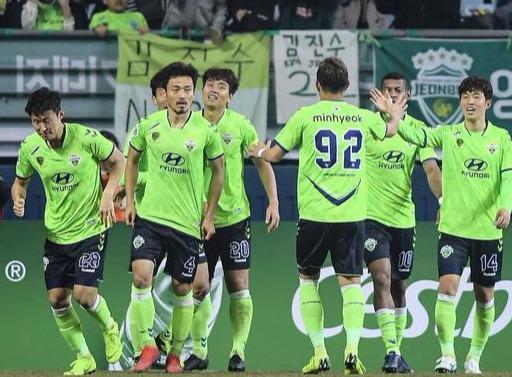 lutamzc短视频海报