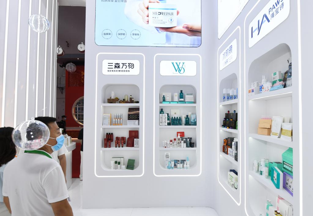 全网最全影库 诈骗信息或隐私泄露风险海报