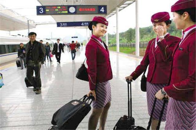 女人喂男人吃私人部位 女人男人女人男人对不起海报