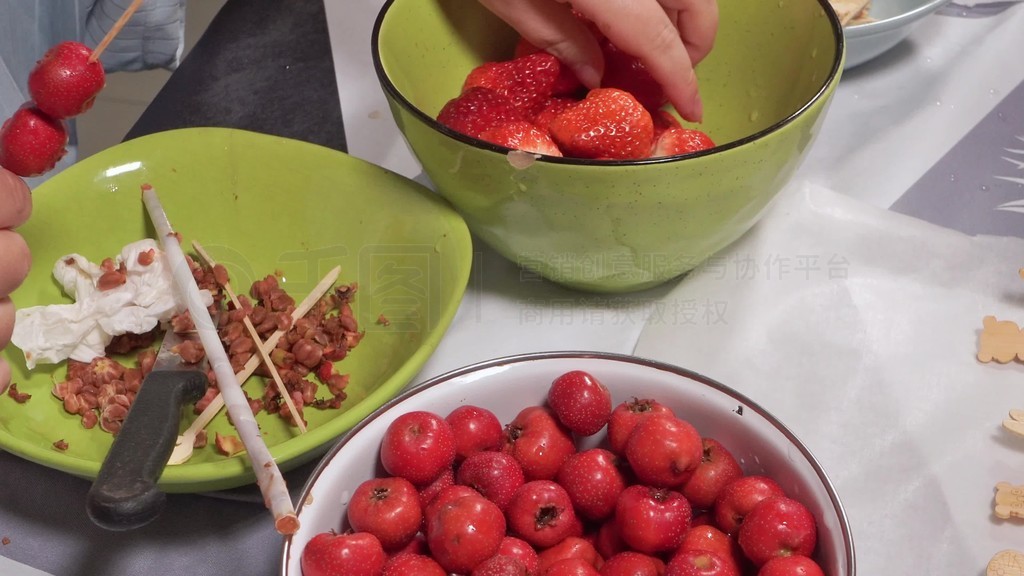 泳衣视频 “不同体型泳衣推荐”等海报